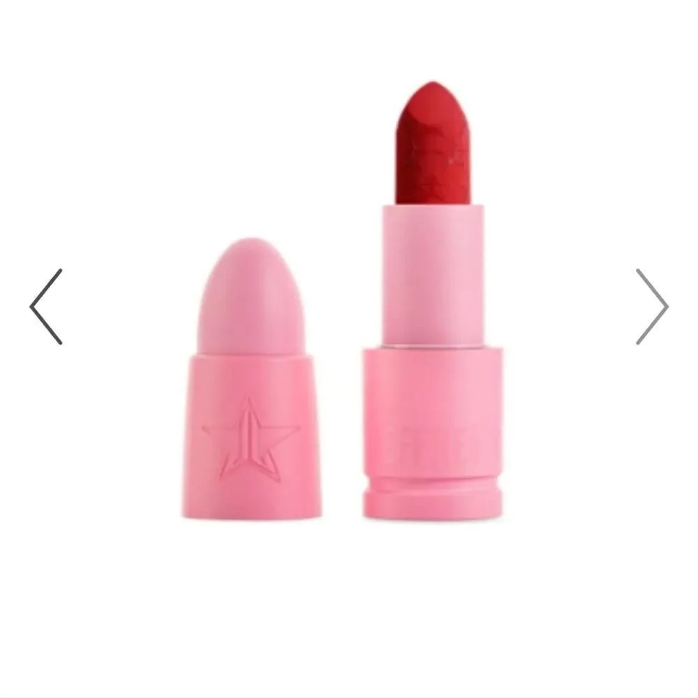 NIB Jeffree Star Velvet Trap Red Affair